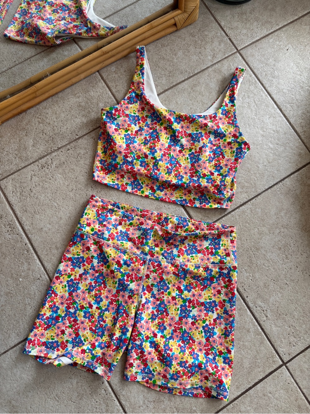 Old Navy Bright Multicolor Floral Crop Sports Bra and Shorts Set